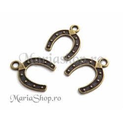 Charm potcoava Bz 2b